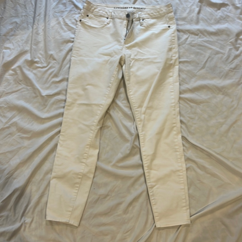Size 31 white jeans